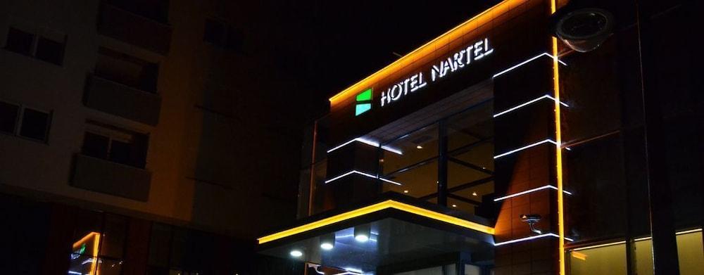 Hotel Nartel Pristina Esterno foto