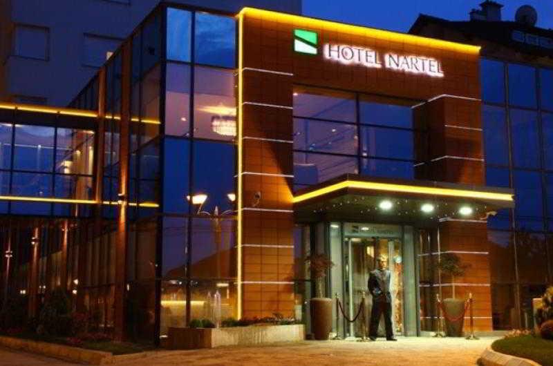 Hotel Nartel Pristina Esterno foto