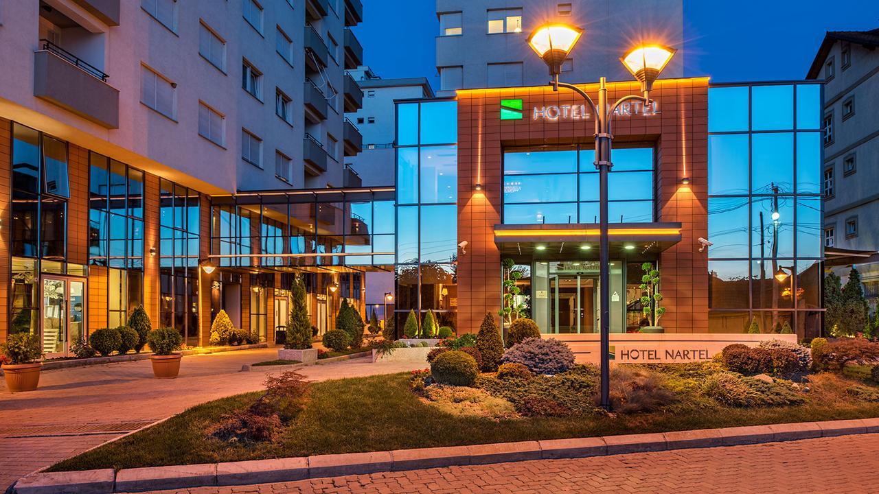 Hotel Nartel Pristina Esterno foto